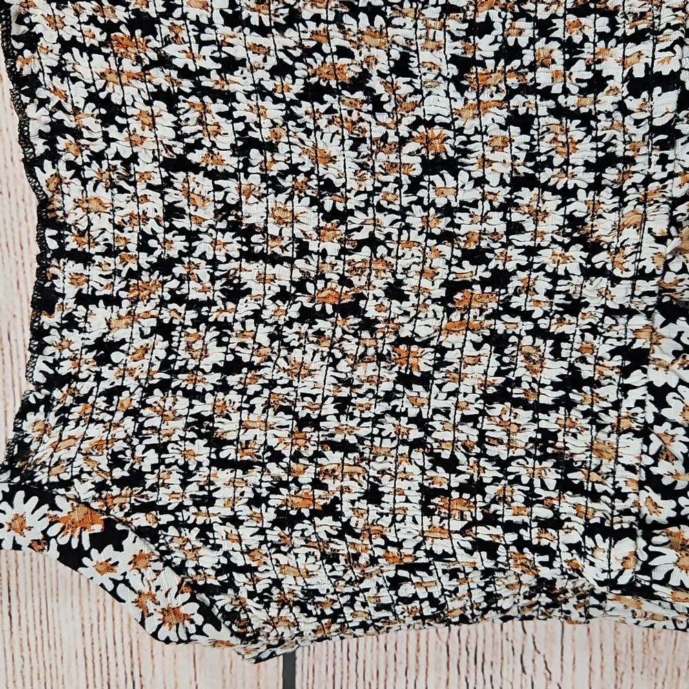 💟 Art Class Daisy Print Black Romper Large 10/12 - Picture 5 of 7